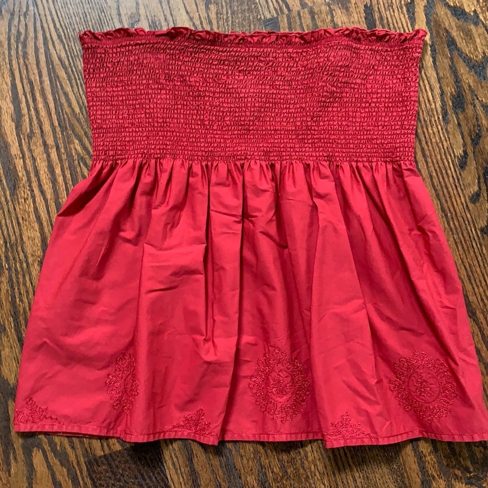 BCBGMaxazria smocked strapless top w embroidery